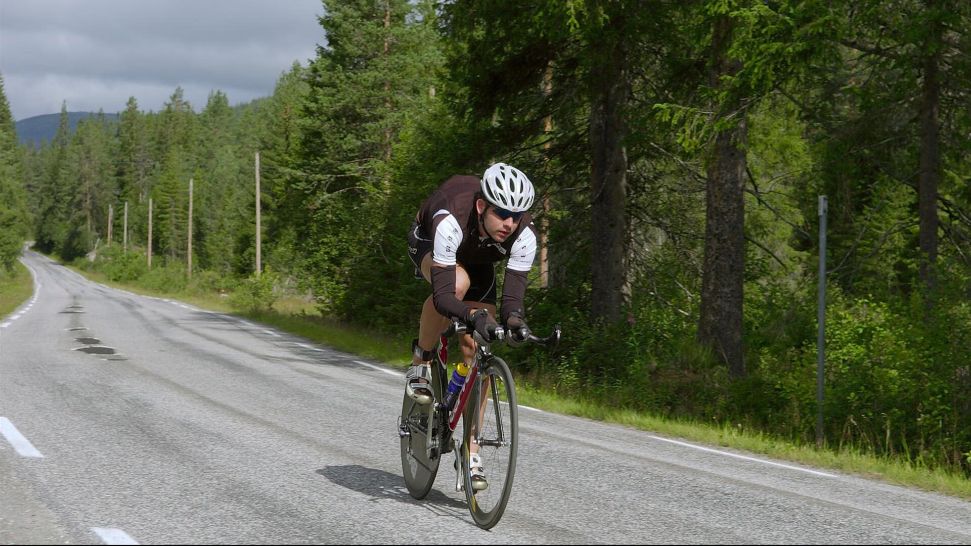 利拉德刷新里程碑，利物浦首回合力克北京首钢，晋级概率达82％